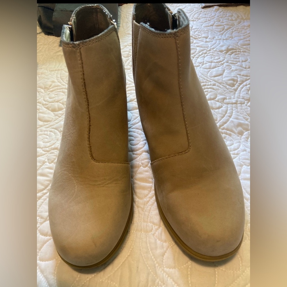 Sorel Women's Evie Zip Leather Boot - Canoe, Laurel Leaf - Size 9